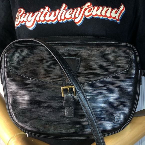 LOUIS VUITTON Black Epi Leather Jeune Fille MM Crossbody Messenger Bag 863VI
